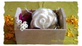 Kit com 3 Sabonetes Rosas e Sachê Aromático